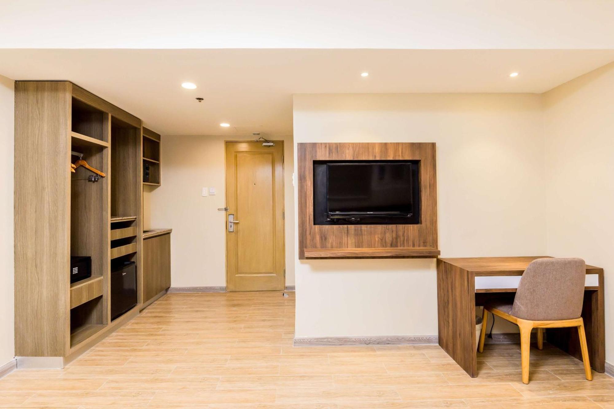Surestay Plus By Best Western Cebu City Экстерьер фото